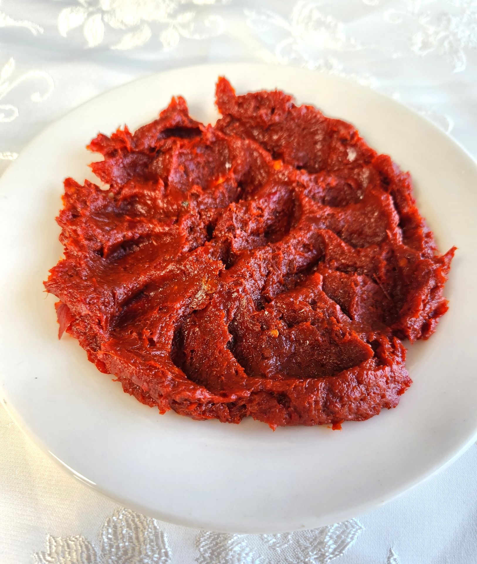 Tatlı Biber Salçası (Gün Kurusu) - 1  Kg - Antakya Şubat Kadınları Kooperatifi